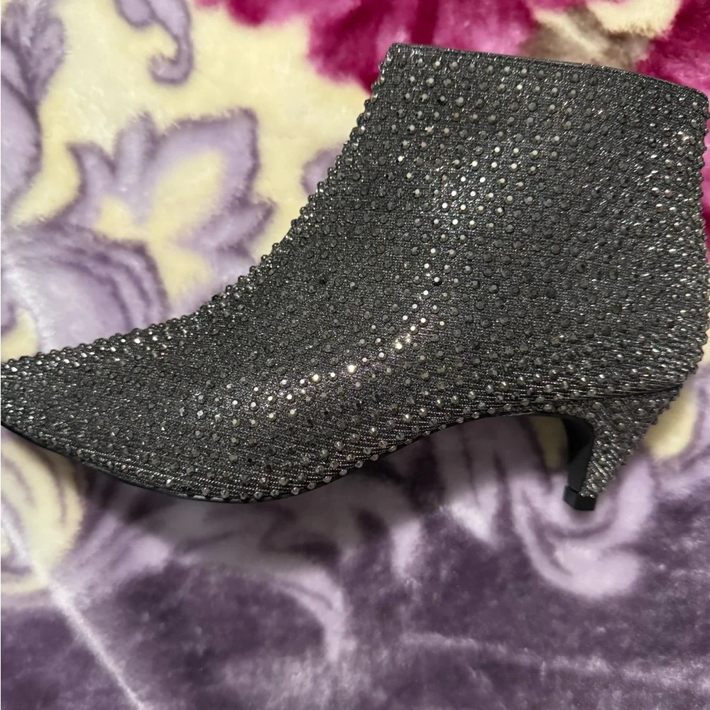 Design Lab Lord & Taylor Silver Rhinestone Ankle Booties